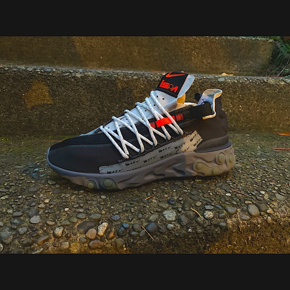 Nike React WR ISPA "Black/Metallic Silver" W’s Sz9
